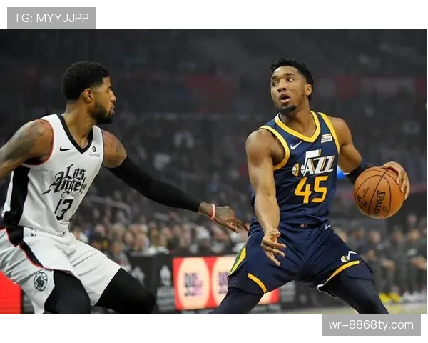 帕特里克·尤因禁区强攻提升球队防守效率明显